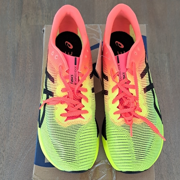 ASICS Metaspeed Edge Paris - Color: Safety Yellow/Black - Size: 10 - Picture 2 of 9